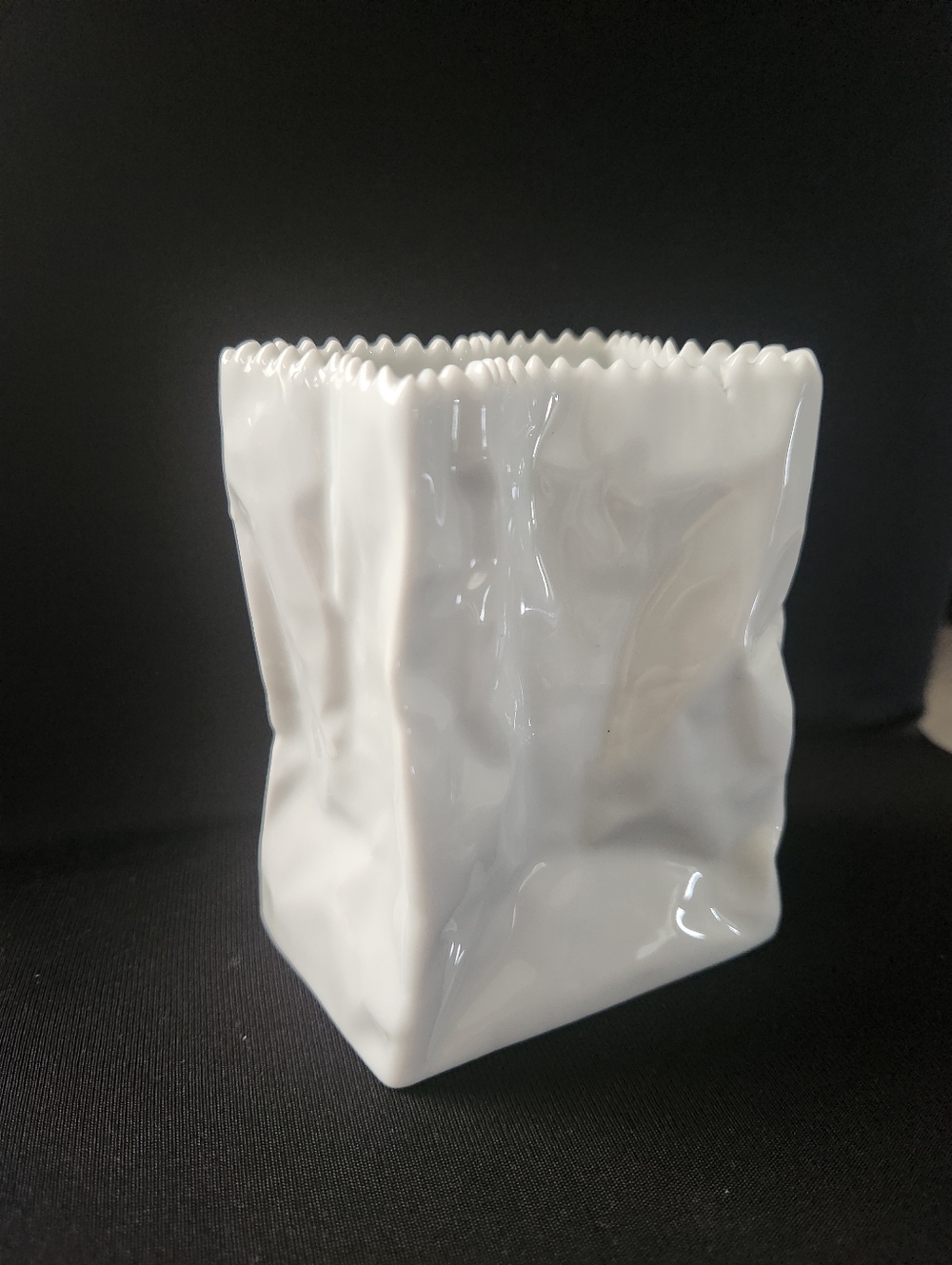 White Ceramic Crinkled Bag Vase1981 Rosenthal Tapio Wirkkala Glossy White Paper*
